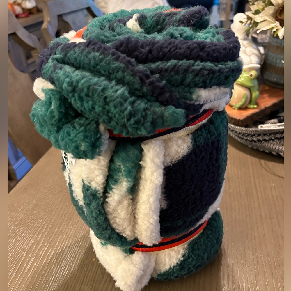 American eagle blanket-nwt
